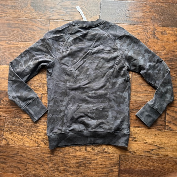 Lululemon Camo Scuba pullover sz 4 - Picture 2 of 5